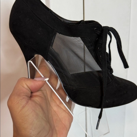 Call It Spring Black Lace-Up  Mesh panel Mary Jane Heels US8/EU 39 - Picture 4 of 6